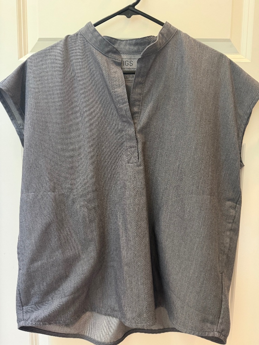 Figs top and pants Gray